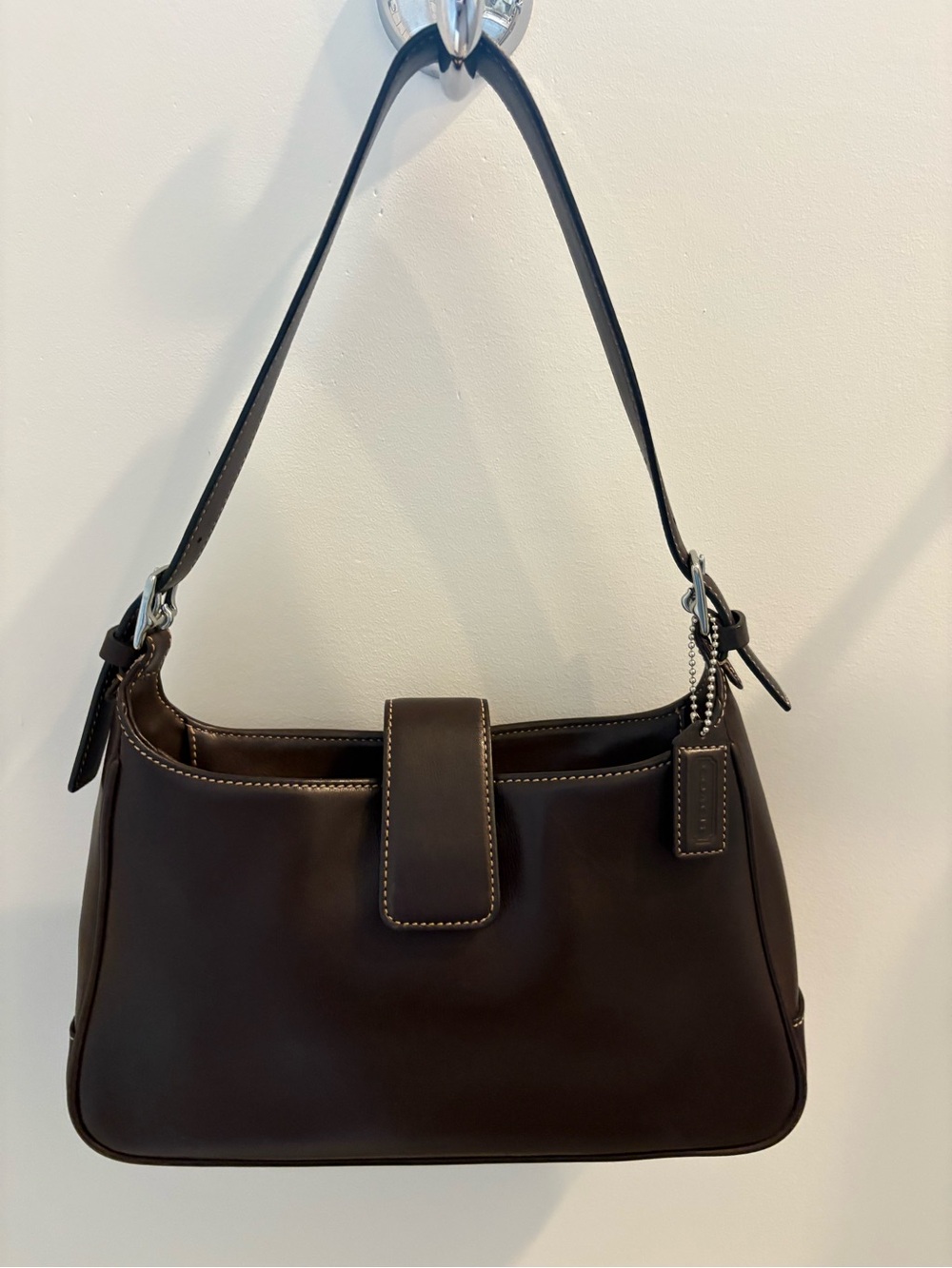 Vintage Coach Hamptons
Legacy Hobo Shoulder Bag - Picture 11 of 11